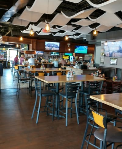 Game On Avon Lake Bar & Grill